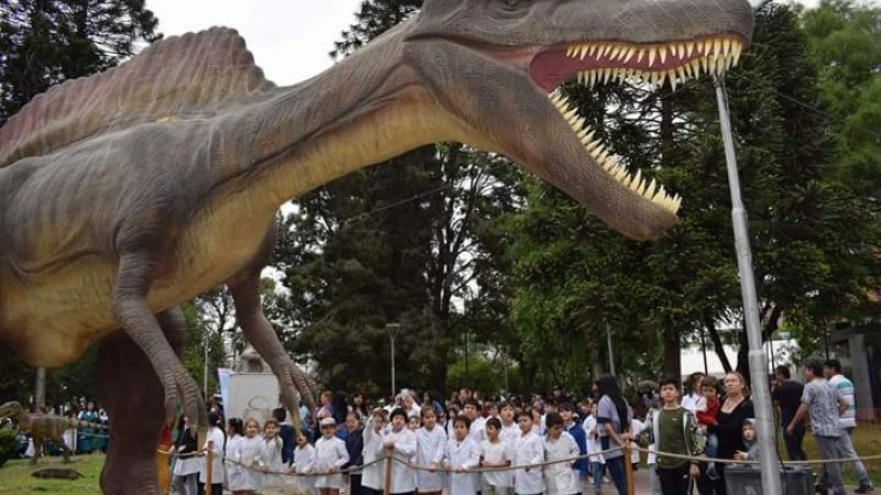 El caos, la insensatez y los dinosaurios