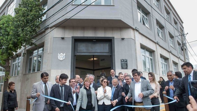 La Gobernadora inauguró las refacciones del ex IPPS