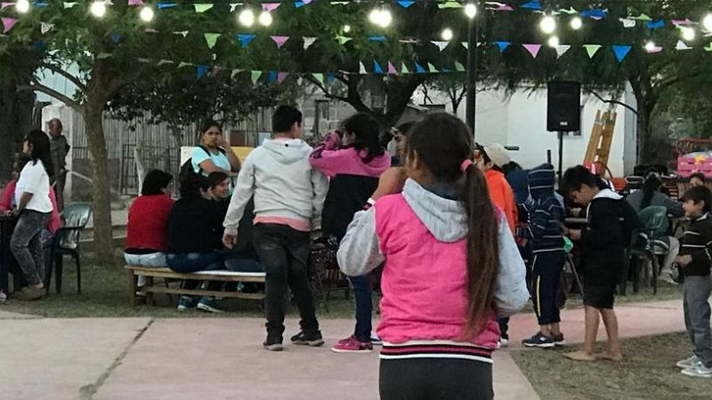 Festejo del Día de la Madre en Las Tejas