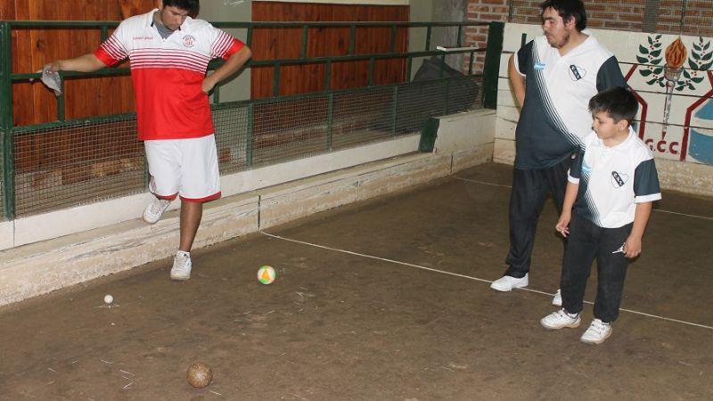 Villa Cubas “B” ganó el torneo 80° Aniversario del  Cycles