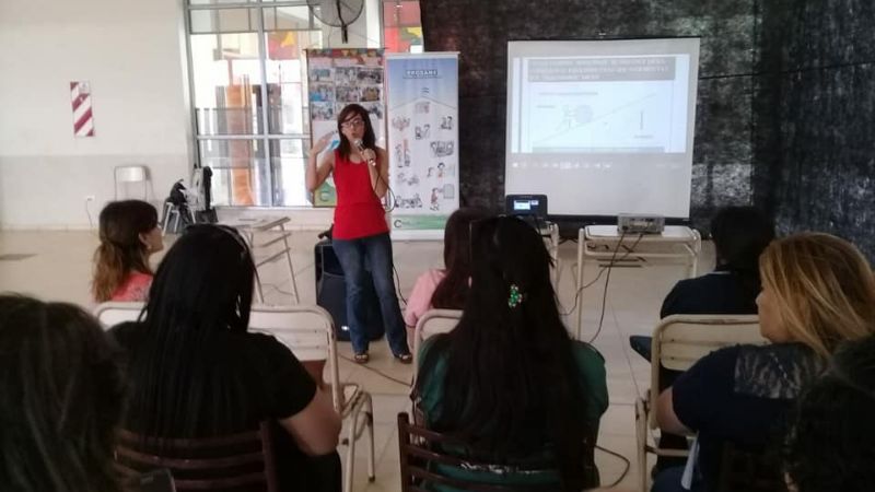 Taller de alimentación y kiosco saludable a docentes secundarios