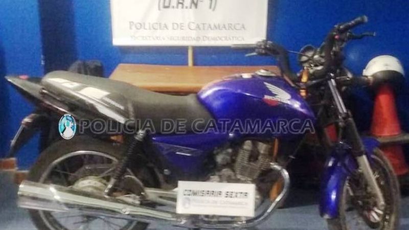 Atrapan a un ladrón de motos que amenazó con un cuchillo a la víctima