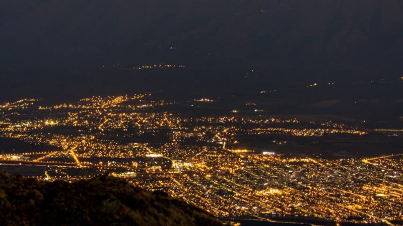 Imperdibles paisajes de Catamarca desde el cerro Crestón