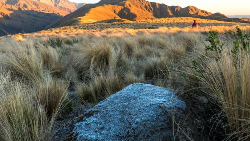 Imperdibles paisajes de Catamarca desde el cerro Crestón