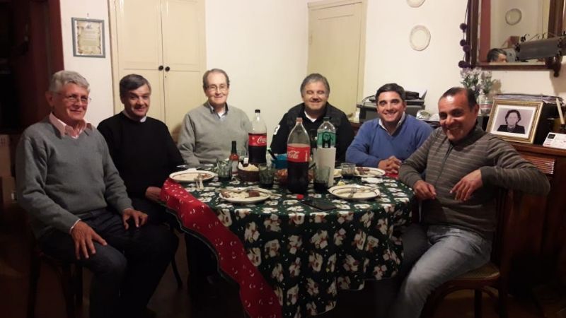 Intendentes de Ambato acuerdan acciones por la crisis