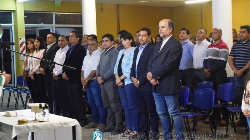 Agasajo a las Madres que trabajan en la Policía