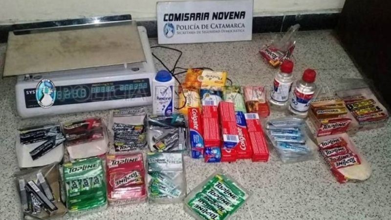 Dejó abandonados elementos robados cuando vio la policía