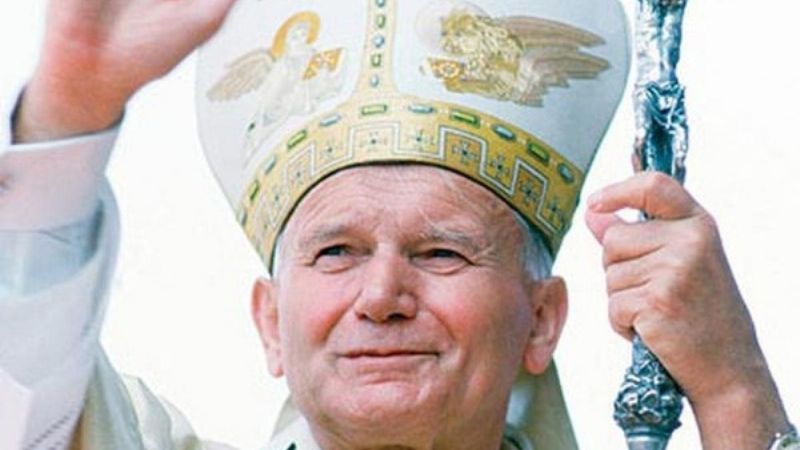 Misa y procesión en honor a San Juan Pablo II