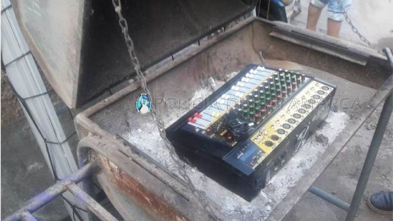 Tras un registro domiciliario, recuperan elementos robados en una capilla