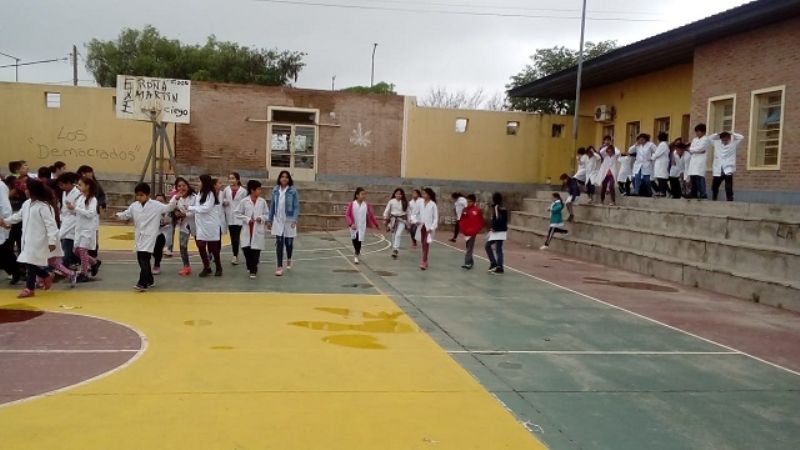 Realizaron simulacro de evacuación en escuela del norte de la Capital