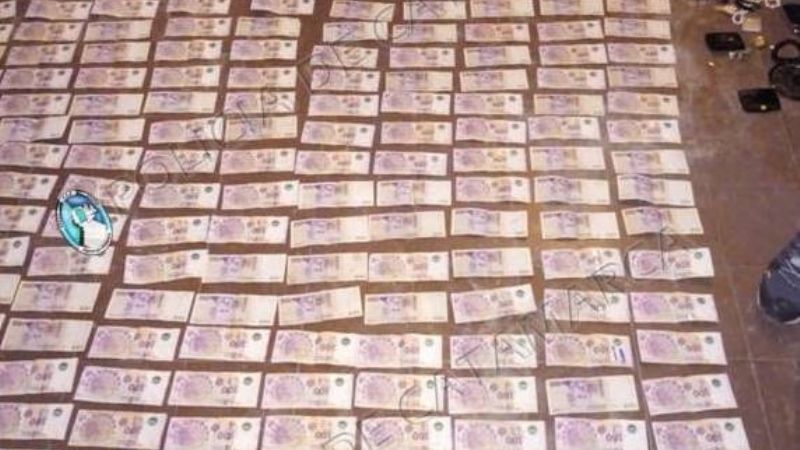 Robaron dólares, euros y joyas a jubilada en Belén