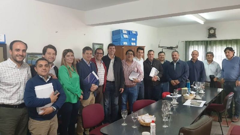 Reunión de trabajo en el CD con funcionarios provinciales