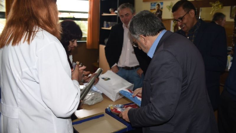 Los senadores Solá Jais y Fernández visitaron Mutquín