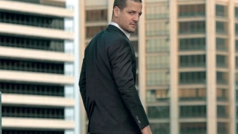 Rodrigo de la Serna viaja a España para protagonizar "La Casa de Papel"