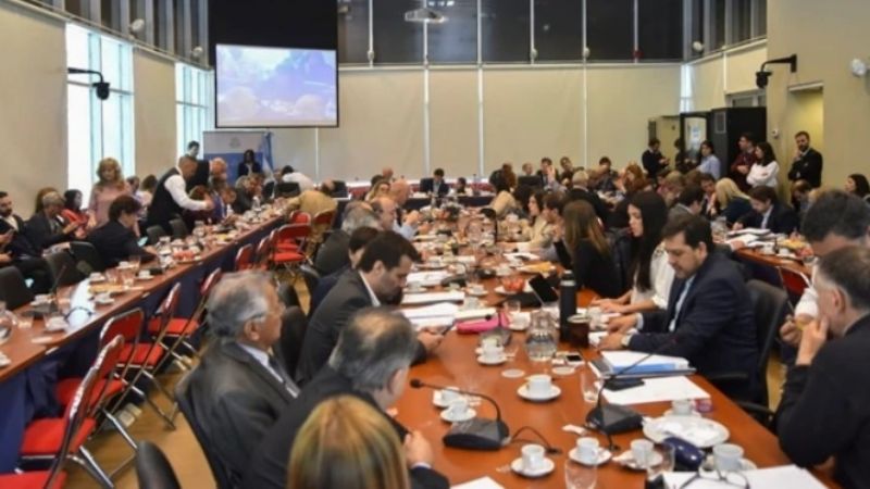 El Presupuesto 2019 obtuvo dictamen y el proyecto se debatirá mañana en Diputados