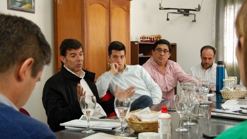 “Nos hemos sentado catamarqueños a hablar problemas de catamarqueños”