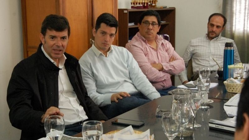 “Nos hemos sentado catamarqueños a hablar problemas de catamarqueños”