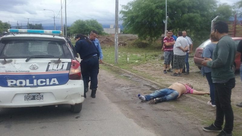 Investigan el hallazgo de dos personas golpeadas