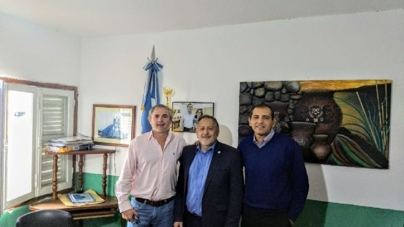 Luna recibió a Solá Jais en Mutquín