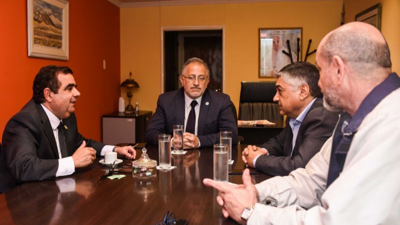 Buscan que Catamarca adhiera a la ley nacional de transporte de carga bitrenes