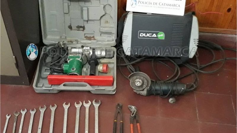 Recuperan costosas herramientas