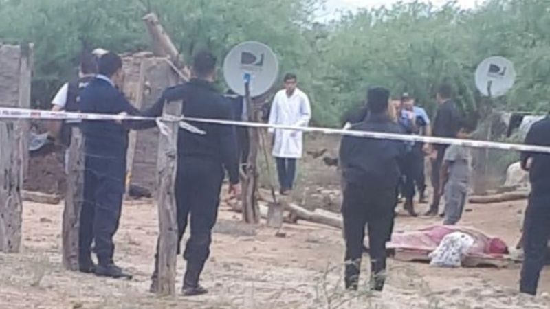 Cedió el techo de una vivienda y murieron aplastadas una mujer y su hija