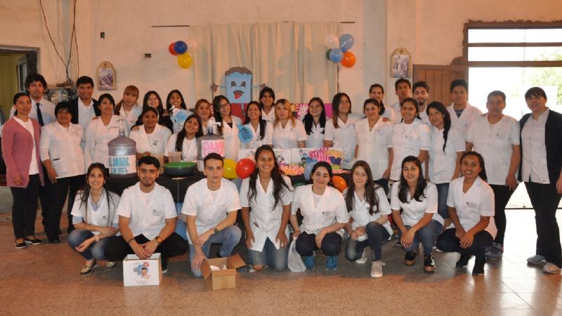 Hábitos saludables en los Centros Comunitarios de Extensión