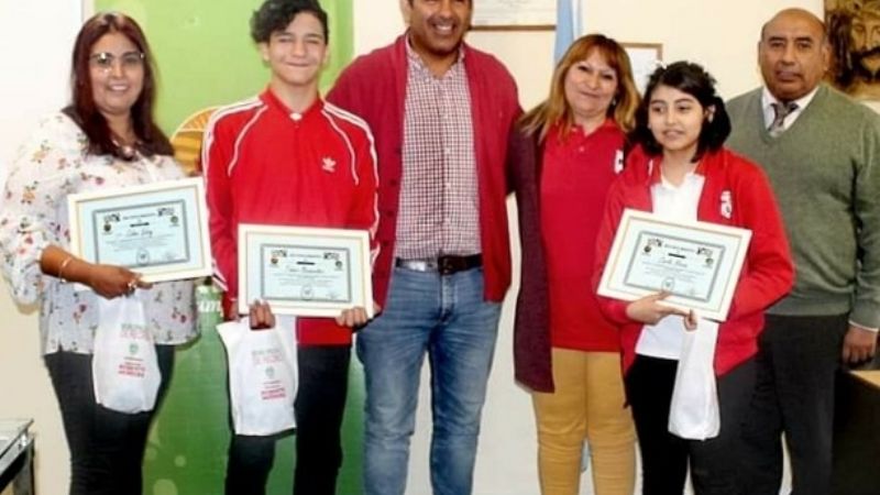 Feria de Ciencias: "Reconocimiento" a Proyectos que pasaron a Instancia Nacional