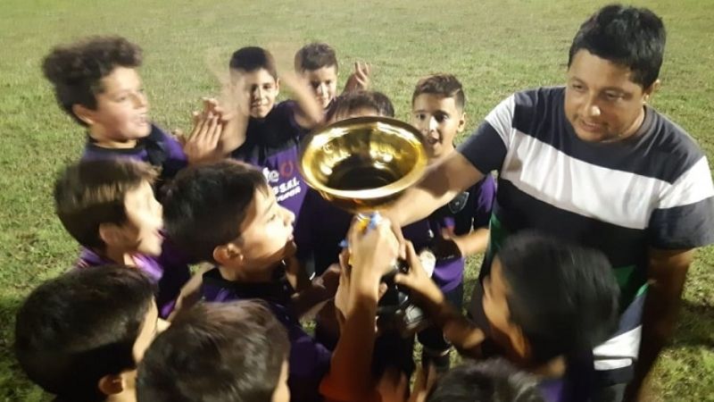 San Antonio x 2 y Los Sureños campeones del DFI