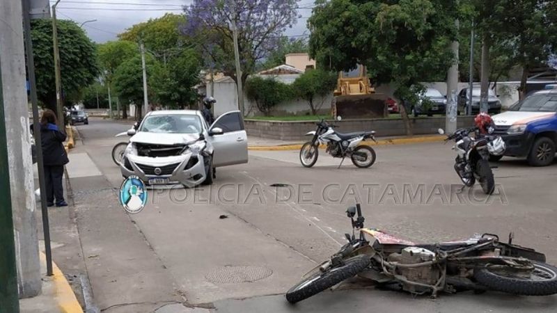 Violento choque en una esquina