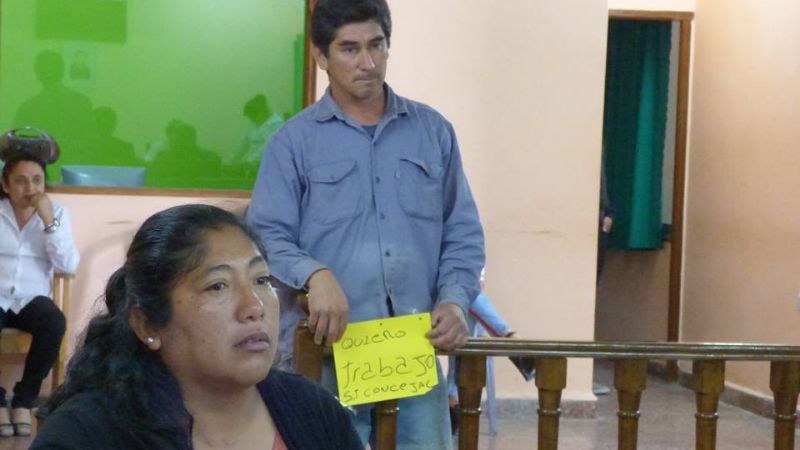 Irrumpió en la sesión y pidió que se cumpla la promesa de Páez