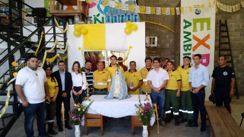 La Virgen visita la base de la Brigada de Lucha contra Incendios Forestales