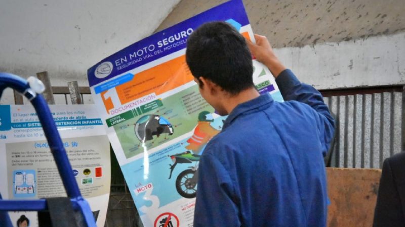 Alumnos de la ENET N°1 se preparan para competencia automovilística nacional