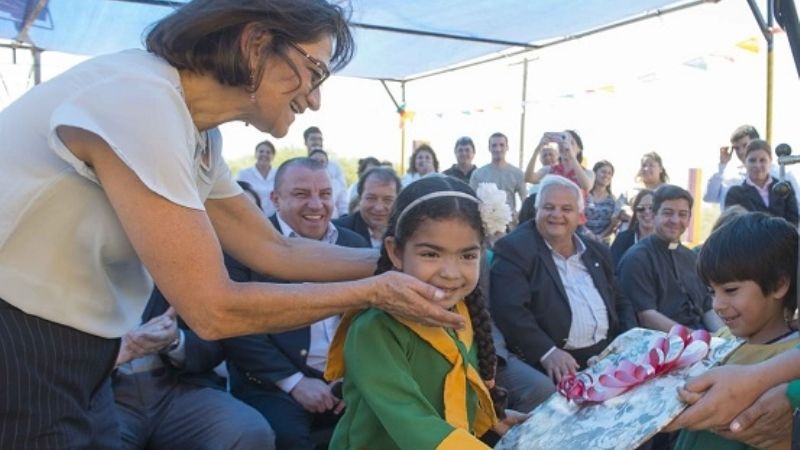 Corpacci inauguró el nuevo edificio del Jardín de infantes de Casa de Piedra