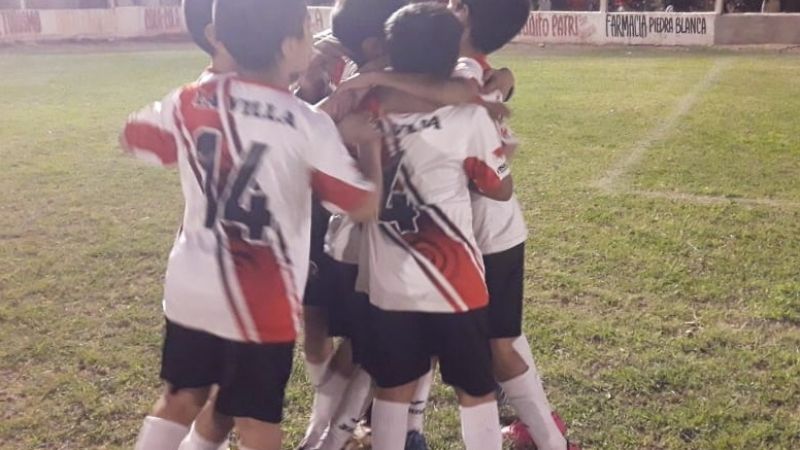 Primeros pibes semifinalistas en Las Chacras