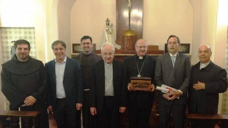 Urbanc ya recibió las reliquias de Esquiú