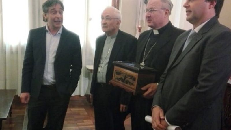 Mera participó de la entrega de las reliquias de Esquiú a Catamarca