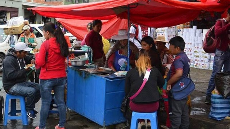 Ratifican que puestos de comidas callejeros sin permiso, serán retirados