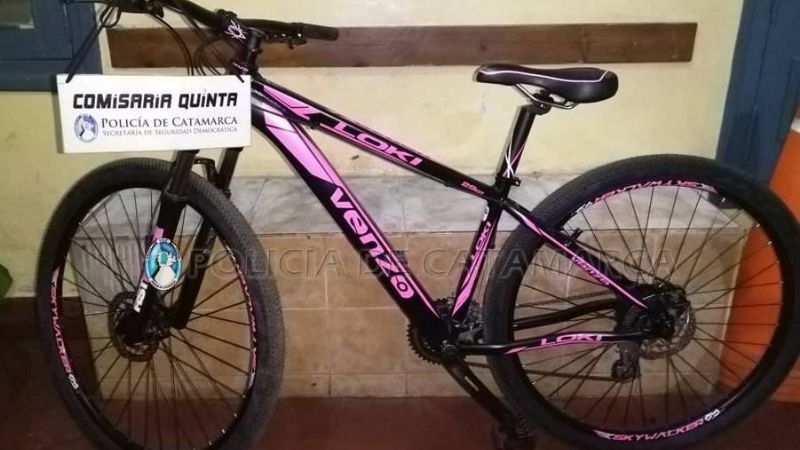 Un aprehendido y un demorado por el robo de una bicicleta