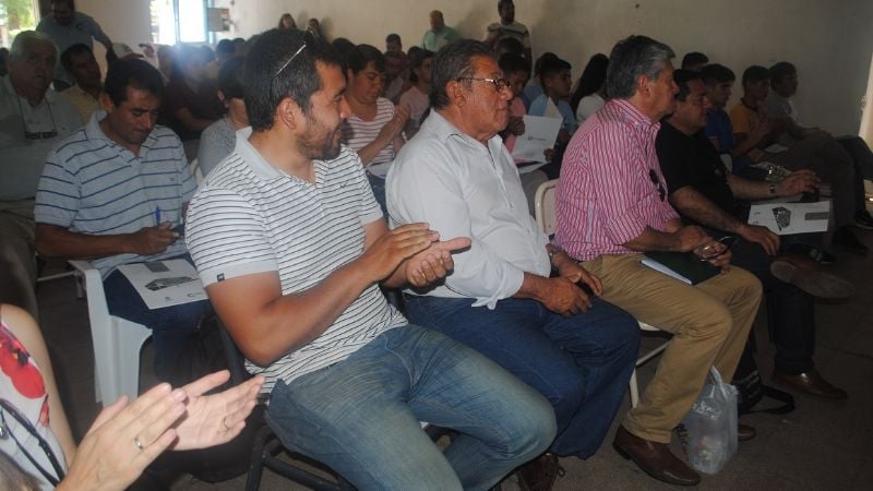 Promueven el cultivo de zanahoria en Catamarca