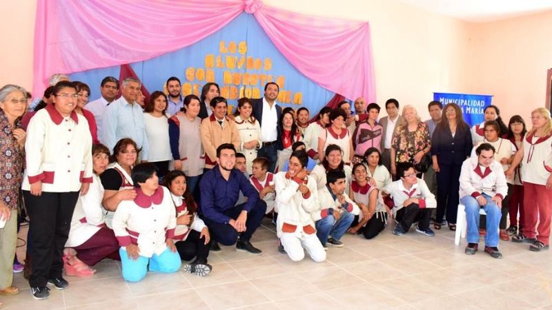 Inauguraron el Salón de Usos Múltiples en la Escuela Nº997 en Santa María