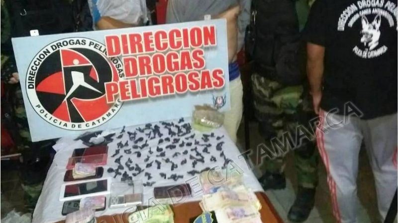 Por denuncias anónimas, desbaratan un punto de venta de droga