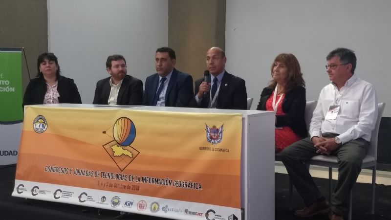 Acto de apertura del Congreso de Tecnología de la Información Geográfica