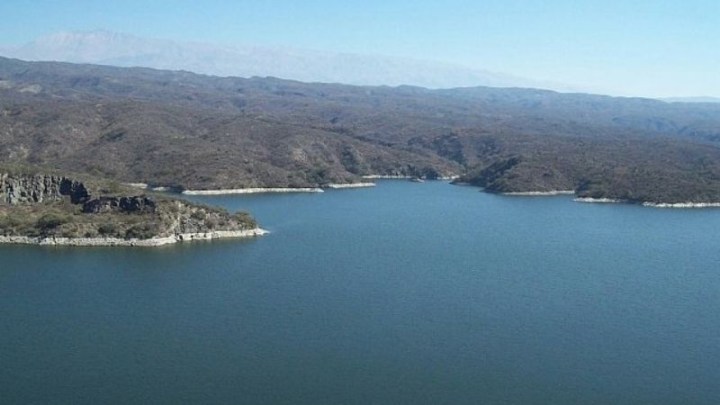 Continúa la veda de pesca en diques provinciales