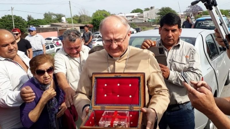 En Recreo fue multitudinario el recibimiento de las Reliquias