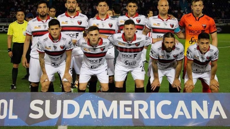 Colón recibe a Junior, obligado a ganar