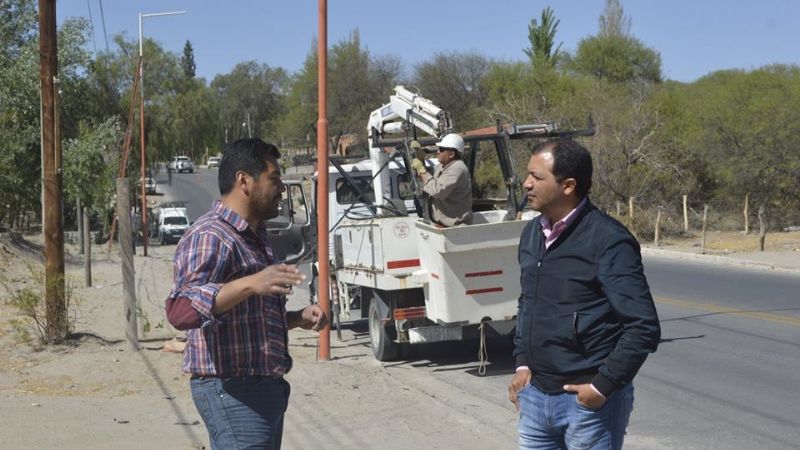 Sánchez supervisó el avance de obras en Santa María