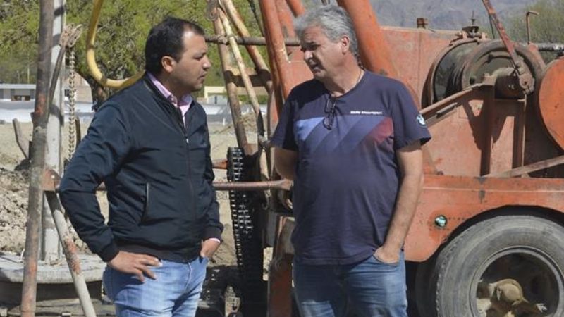 Sánchez supervisó el avance de obras en Santa María