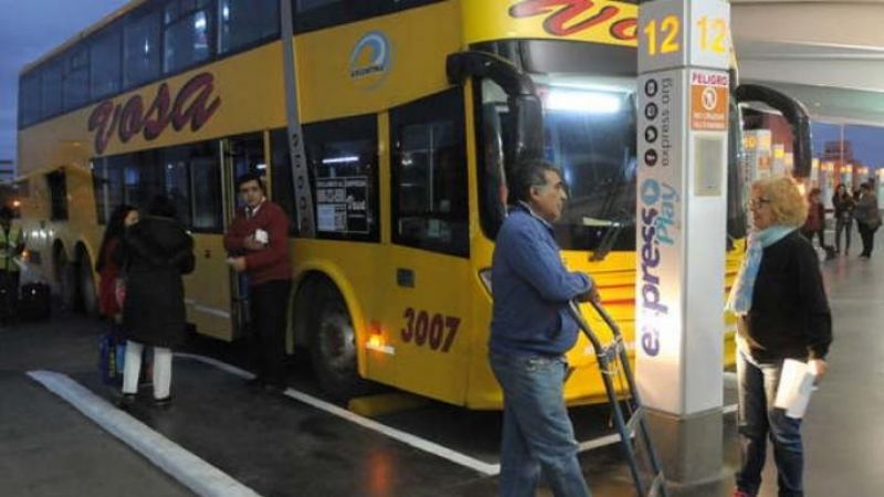 La UTA anunció un paro para servicios de larga distancia