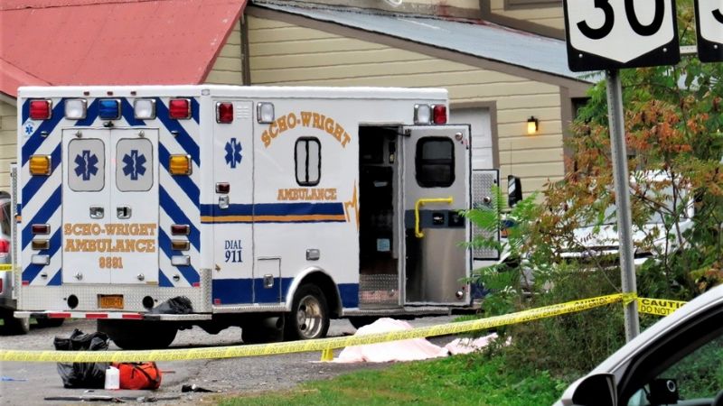 Un choque con una limusina que se dirigía a una boda dejó 20 muertos